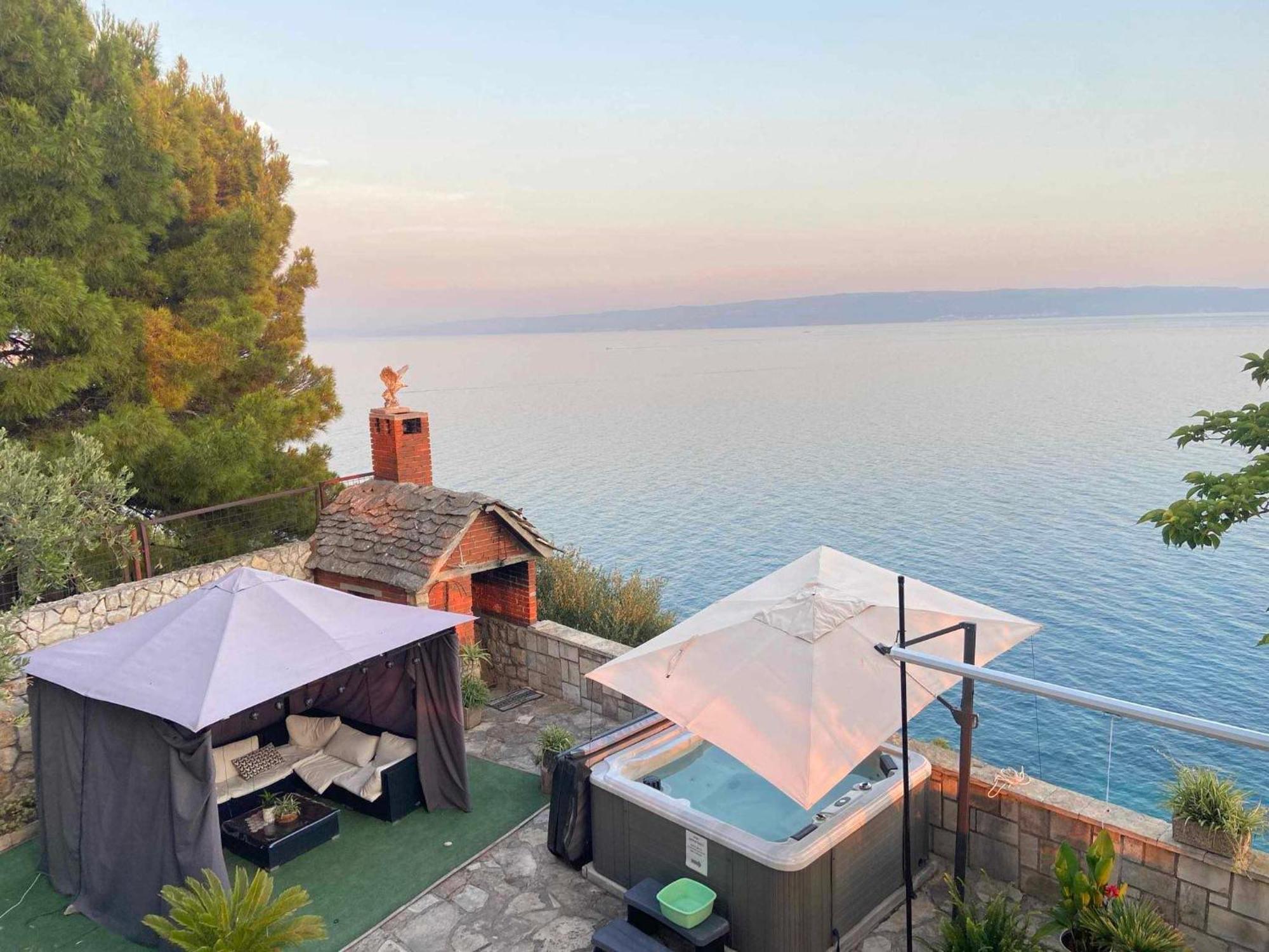 Hotel Super Horizont -Free Parking And Jaccuzzi Stobreč Exterior foto
