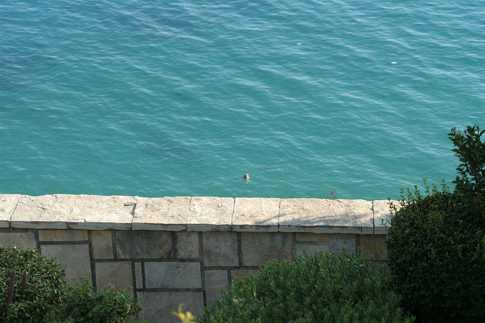 Hotel Super Horizont -Free Parking And Jaccuzzi Stobreč Exterior foto